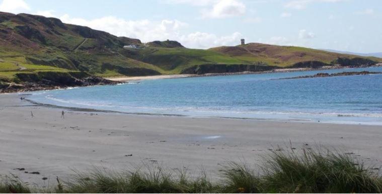 Dungloe Lakeside Lodging Apartment Luaran gambar